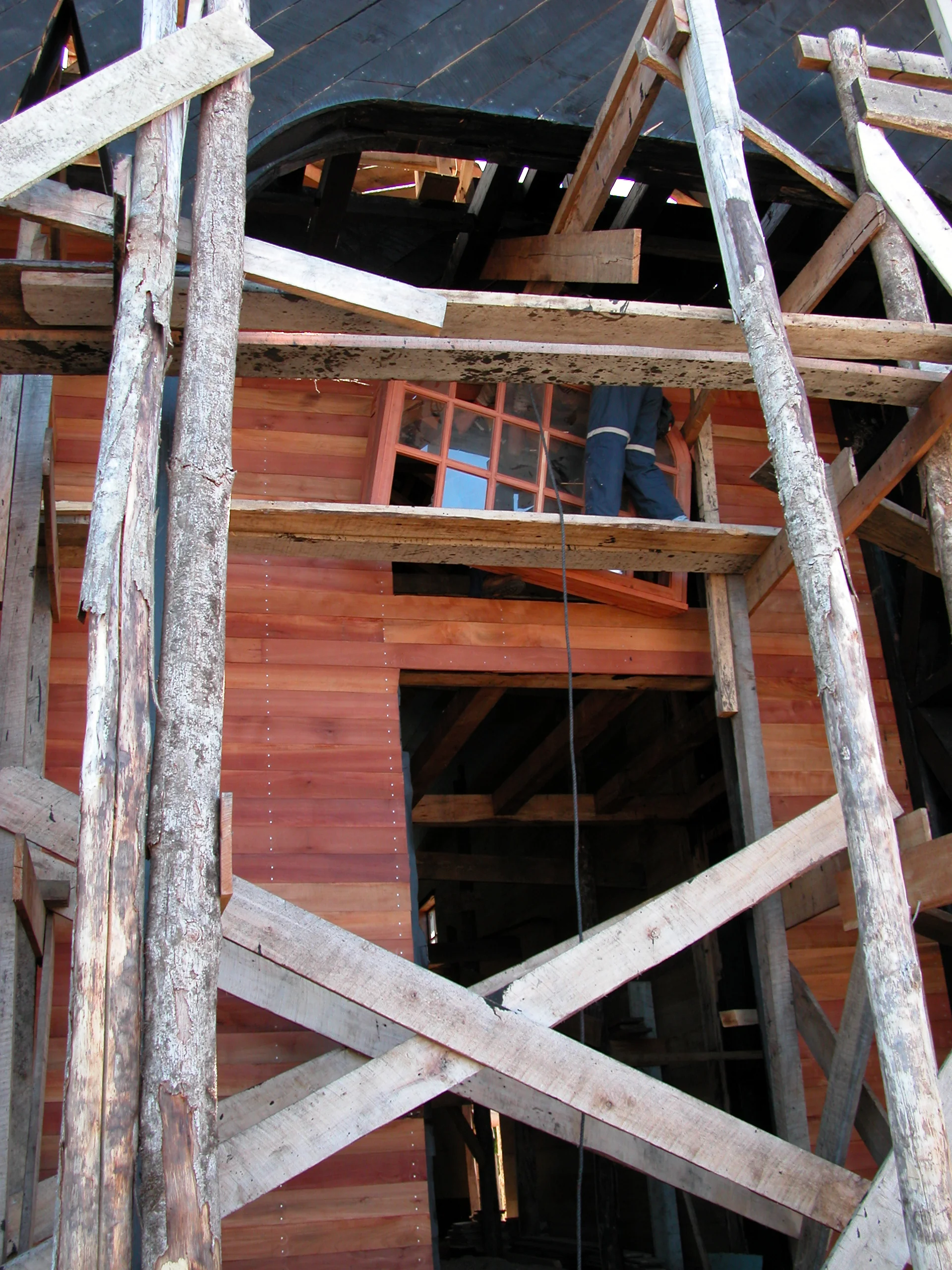 Restauración patrimonial Iglesia de Tenaún · Constructora Patrimonial Chiloé